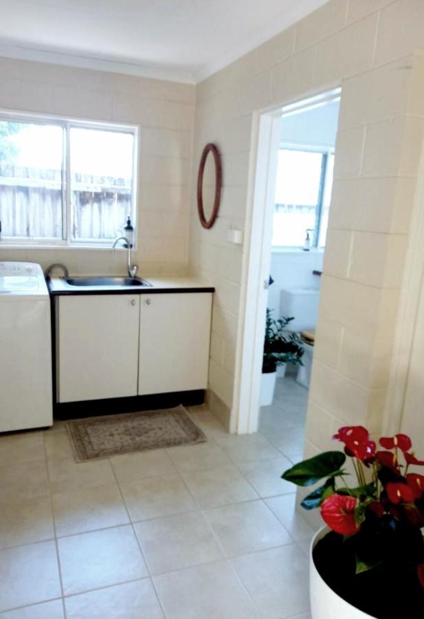 J & Ella'S Holiday House - 2 Bedroom, 2 Bathroom Home 库克敦 外观 照片